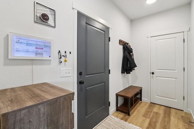 655 Ridge View Lane, Oregon, WI 53575