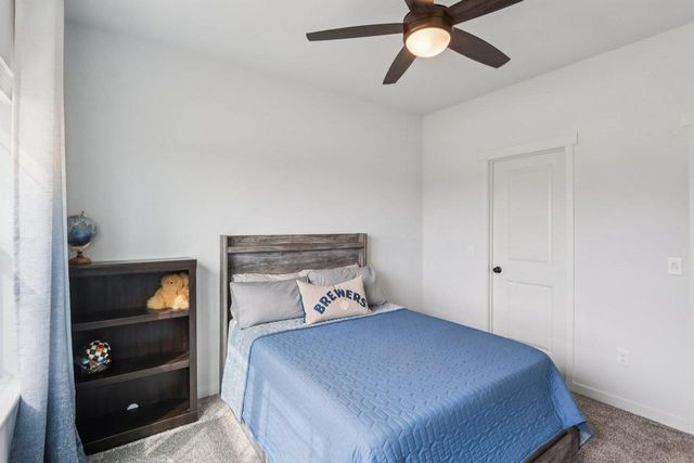 655 Ridge View Lane, Oregon, WI 53575