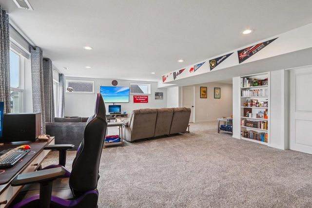 655 Ridge View Lane, Oregon, WI 53575