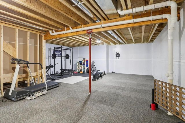 655 Ridge View Lane, Oregon, WI 53575