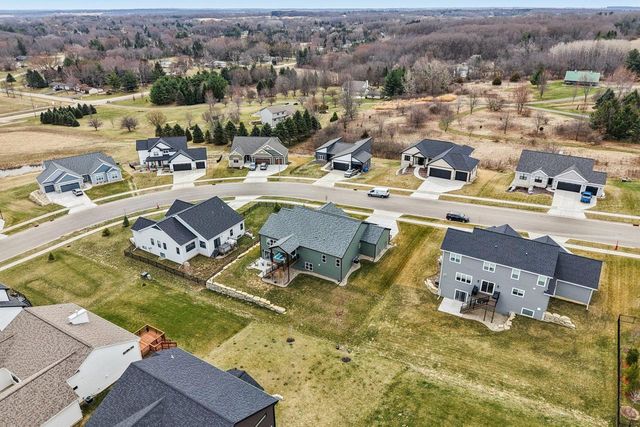 655 Ridge View Lane, Oregon, WI 53575