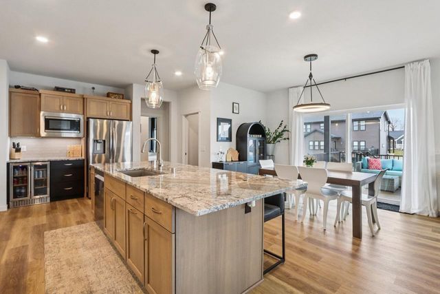 655 Ridge View Lane, Oregon, WI 53575