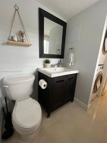 5570 SW 70th Pl S 5570, Miami, FL 33155