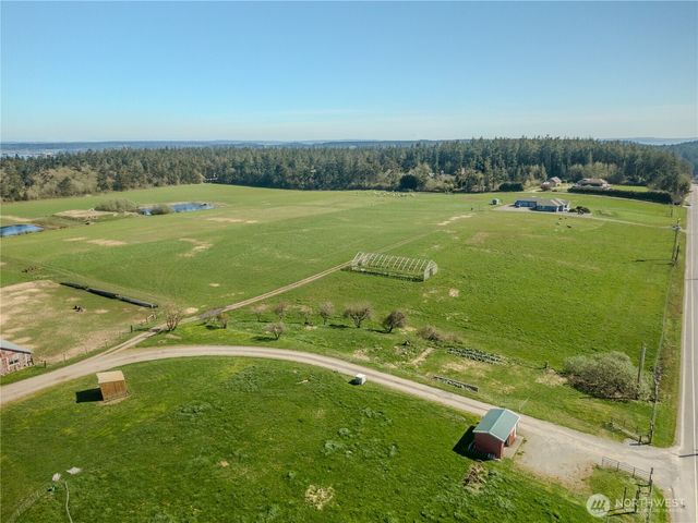 886 North West Beach Road, Coupeville, WA 98239