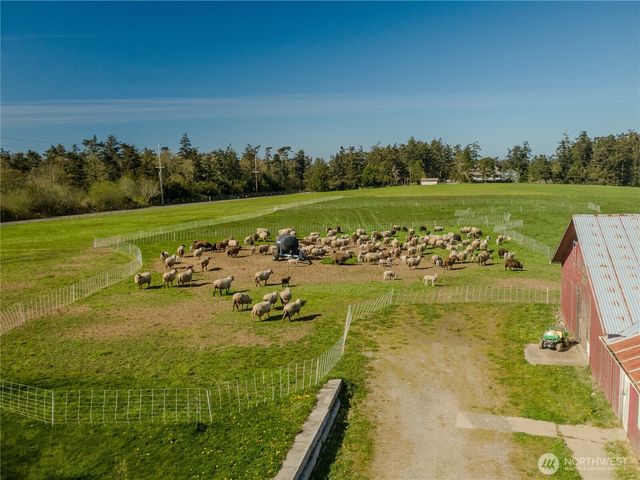 886 North West Beach Road, Coupeville, WA 98239