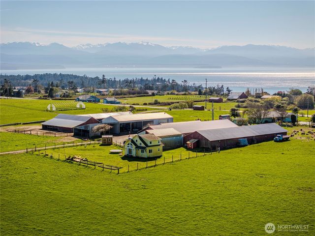 886 North West Beach Road, Coupeville, WA 98239