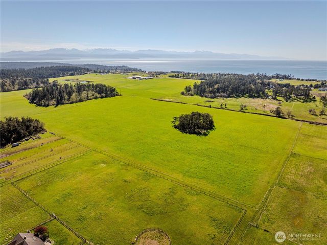 886 North West Beach Road, Coupeville, WA 98239