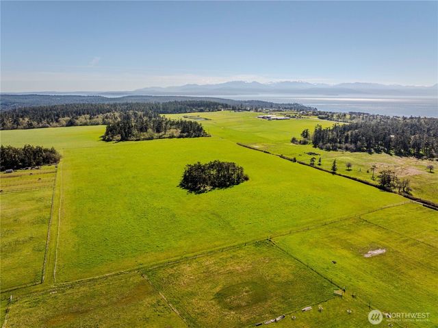 886 North West Beach Road, Coupeville, WA 98239