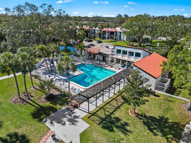 3249 BENEVA ROAD 103, Sarasota, FL 34232