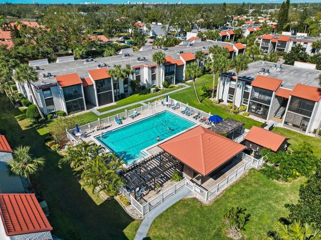 3249 BENEVA ROAD 103, Sarasota, FL 34232