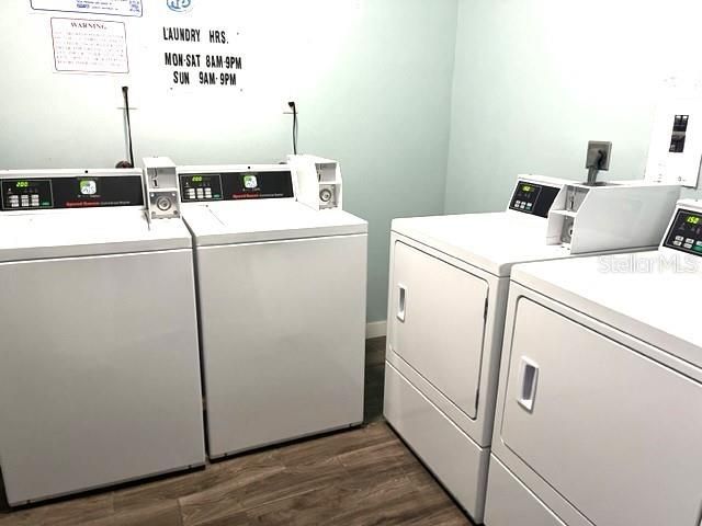 3249 BENEVA ROAD 103, Sarasota, FL 34232