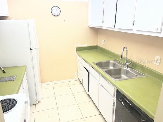 3249 BENEVA ROAD 103, Sarasota, FL 34232