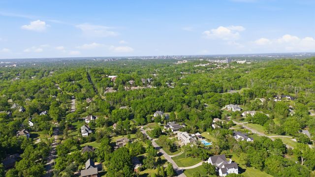 4511 Everett Dr, Nashville, TN 37215