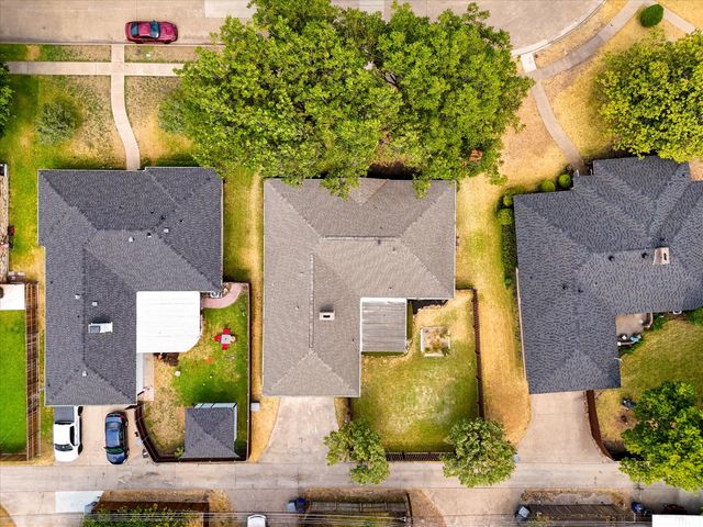 5826 Enchanted Lane, Dallas, TX 75227
