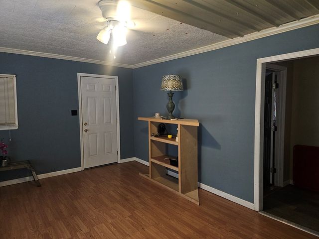 735 W Fort Place Street, Chatsworth, GA 30705