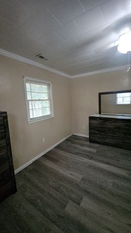 735 W Fort Place Street, Chatsworth, GA 30705