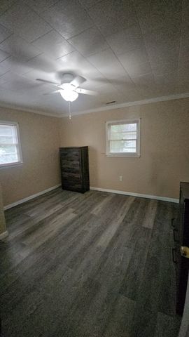 735 W Fort Place Street, Chatsworth, GA 30705