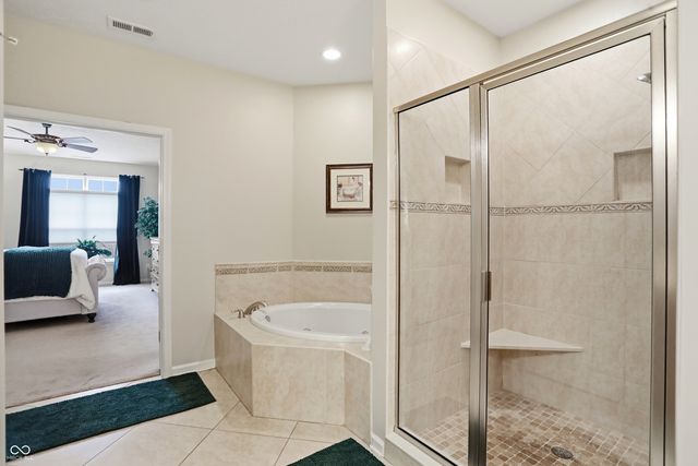 6680 Easy Street, Fishers, IN 46038