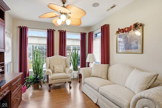 6680 Easy Street, Fishers, IN 46038