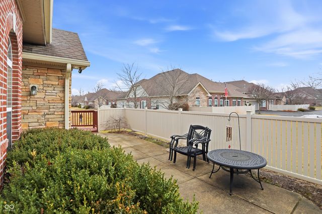 6680 Easy Street, Fishers, IN 46038