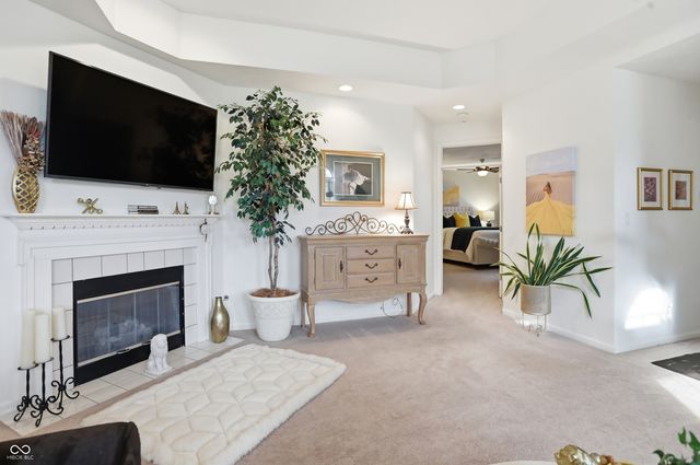 6680 Easy Street, Fishers, IN 46038