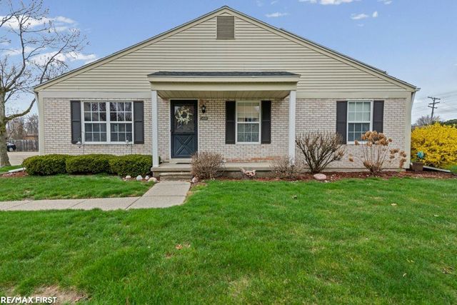 24505 Meadow Bridge Drive, Clinton Twp, MI 48035