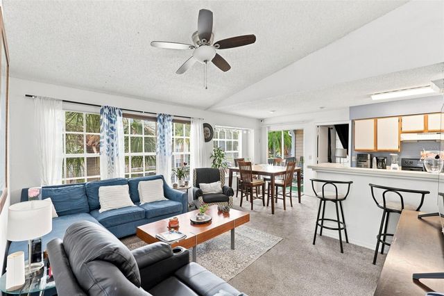 1085 S HIAWASSEE ROAD 523, Orlando, FL 32835