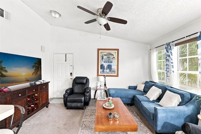 1085 S HIAWASSEE ROAD 523, Orlando, FL 32835