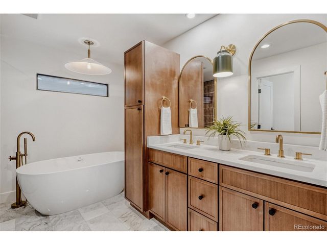 5950 E Kenyon Ave, Denver, CO 80237