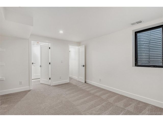 5950 E Kenyon Ave, Denver, CO 80237