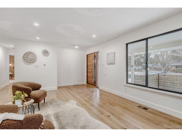 5950 E Kenyon Ave, Denver, CO 80237