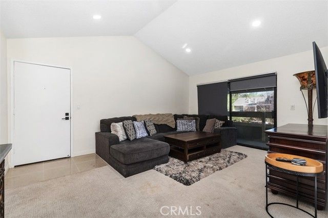 212 Springview, Irvine, CA 92620