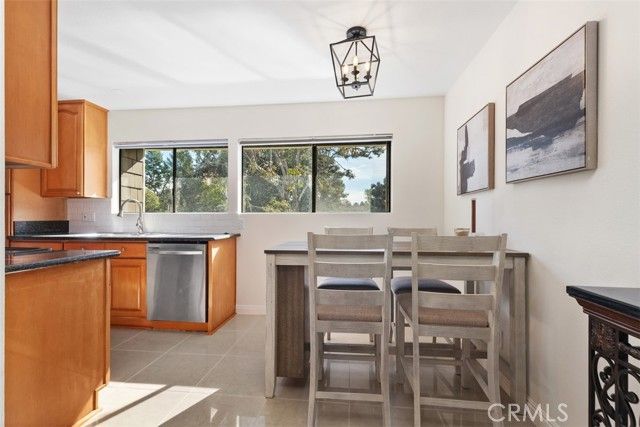 212 Springview, Irvine, CA 92620