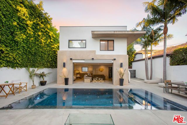 454 N Sweetzer Avenue, Los Angeles, CA 90048