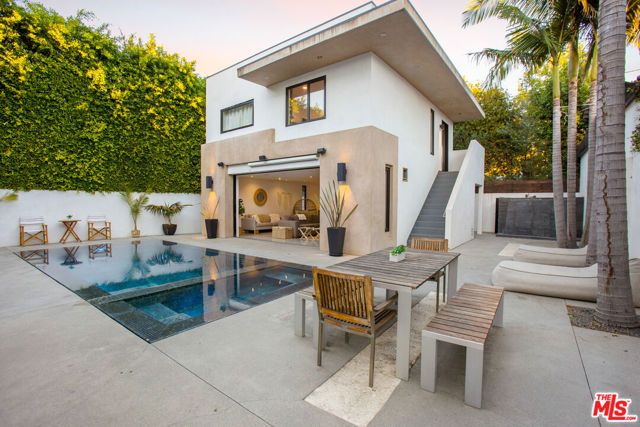 454 N Sweetzer Avenue, Los Angeles, CA 90048