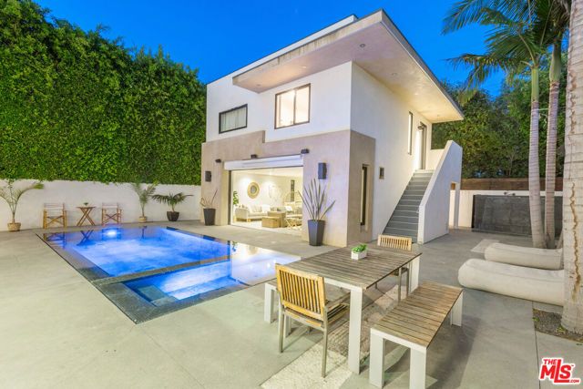 454 N Sweetzer Avenue, Los Angeles, CA 90048