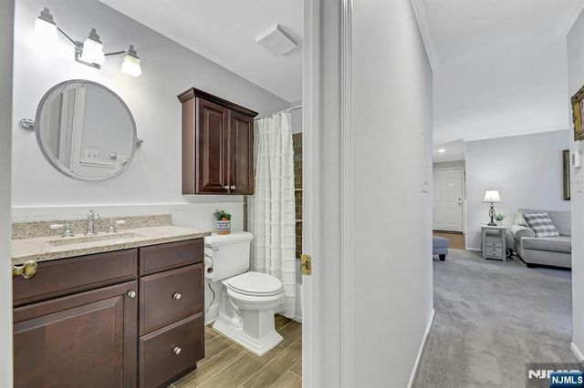 1712 Faulkner Court, Mahwah, NJ 07430