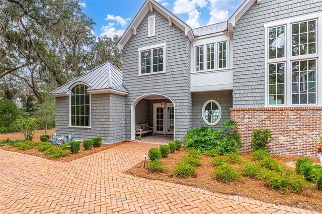 145 Saint Annies Lane, St. Simons Island, GA 31522