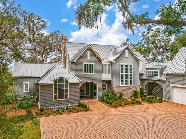 145 Saint Annies Lane, St. Simons Island, GA 31522