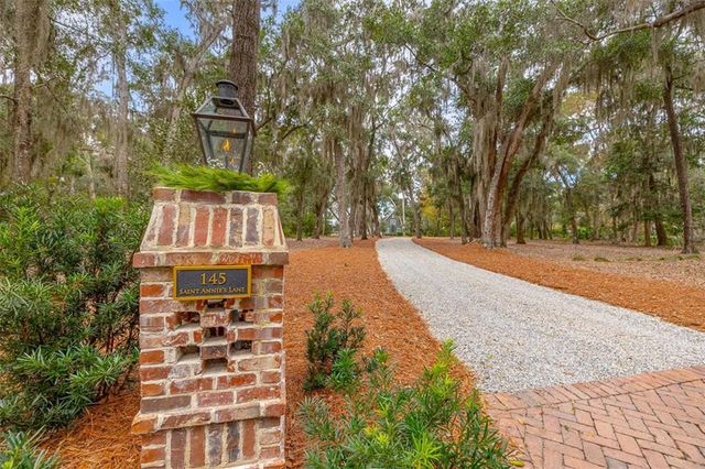 145 Saint Annies Lane, St. Simons Island, GA 31522