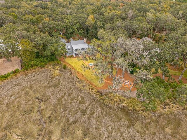 145 Saint Annies Lane, St. Simons Island, GA 31522
