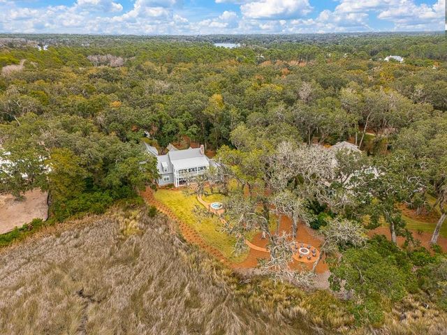 145 Saint Annies Lane, St. Simons Island, GA 31522