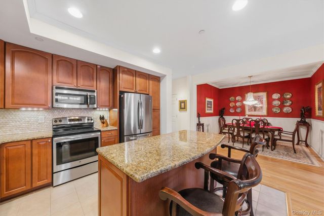 705 Egrets Landing, Carmel, NY 10512