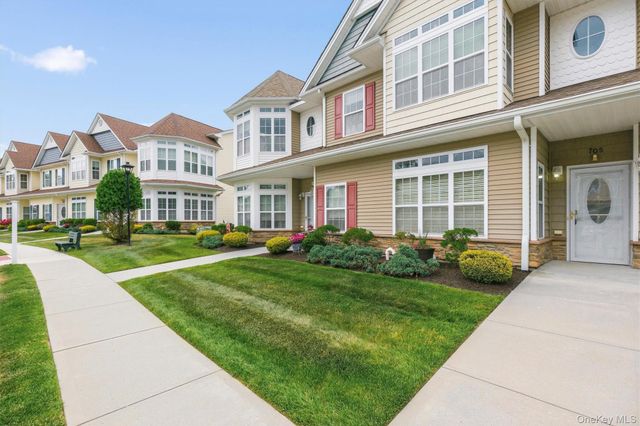 705 Egrets Landing, Carmel, NY 10512