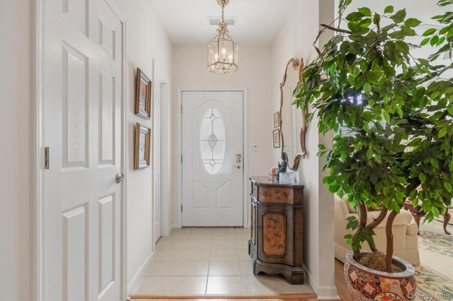 705 Egrets Landing, Carmel, NY 10512