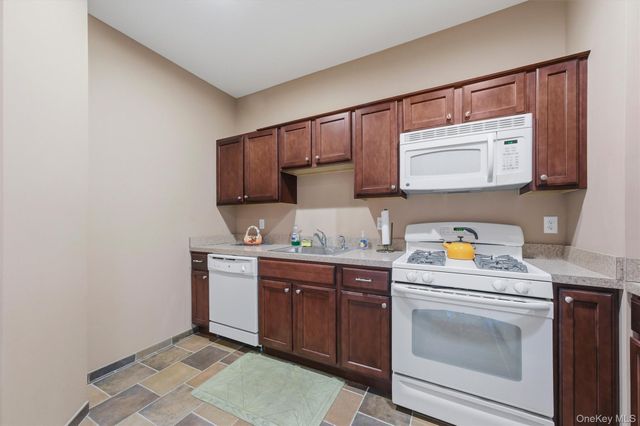 705 Egrets Landing, Carmel, NY 10512