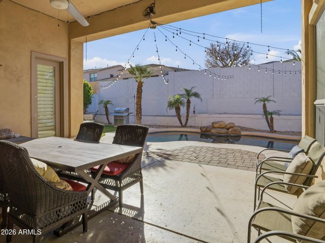 18233 W ESTES Way, Goodyear, AZ 85338