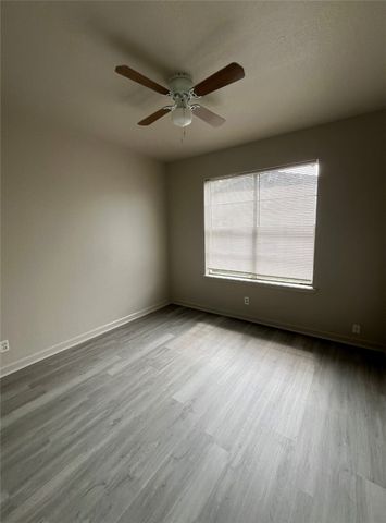 5917 Lucille Dr, Corpus Christi, TX 78412