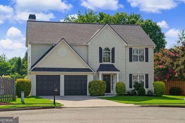 1015 Amber Leaf Court, Roswell, GA 30076