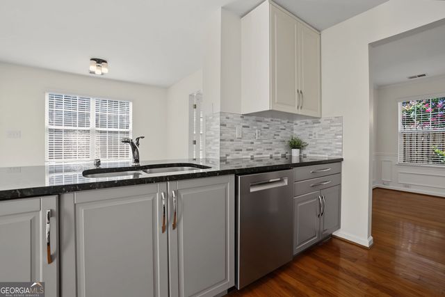 1015 Amber Leaf Court, Roswell, GA 30076